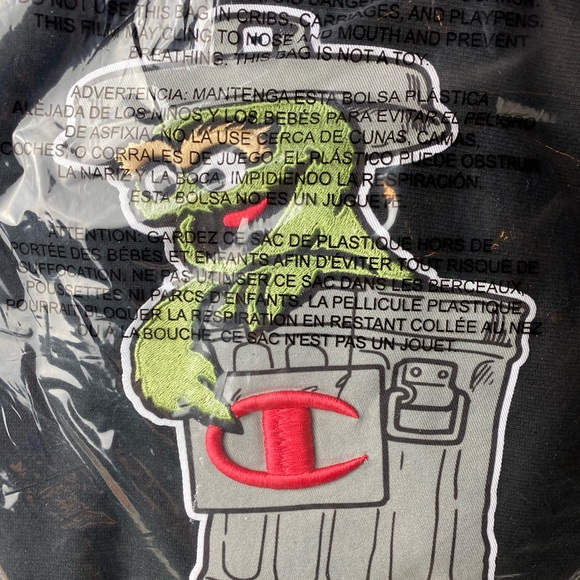 🆕 Champion X Sesame Street Reverse Weave Hoodie💧 - Picture 5 of 6